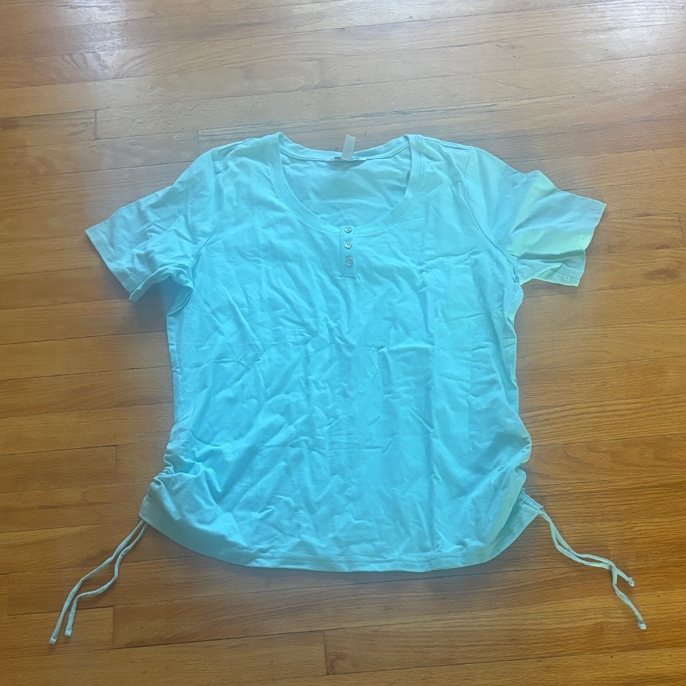 Sport Savvy Gathered Sides Short Sleeve T Shirt
